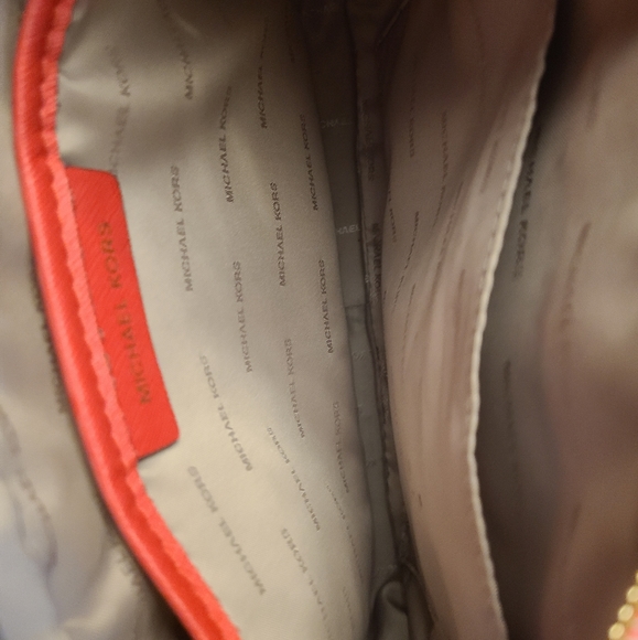 Purse - Picture 3 of 3